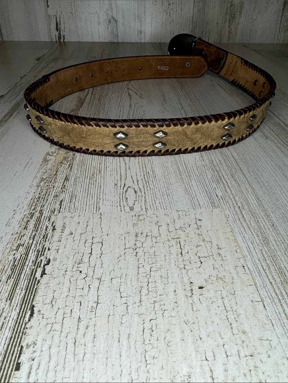 Hooey Leather Distressed Belt Whipstitch Studded Silvertone Removable Buckle 26